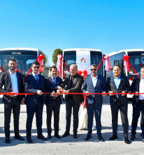 Anadolu Isuzu’dan Antalya’ya 15 adet Novolux midibüs teslimatı