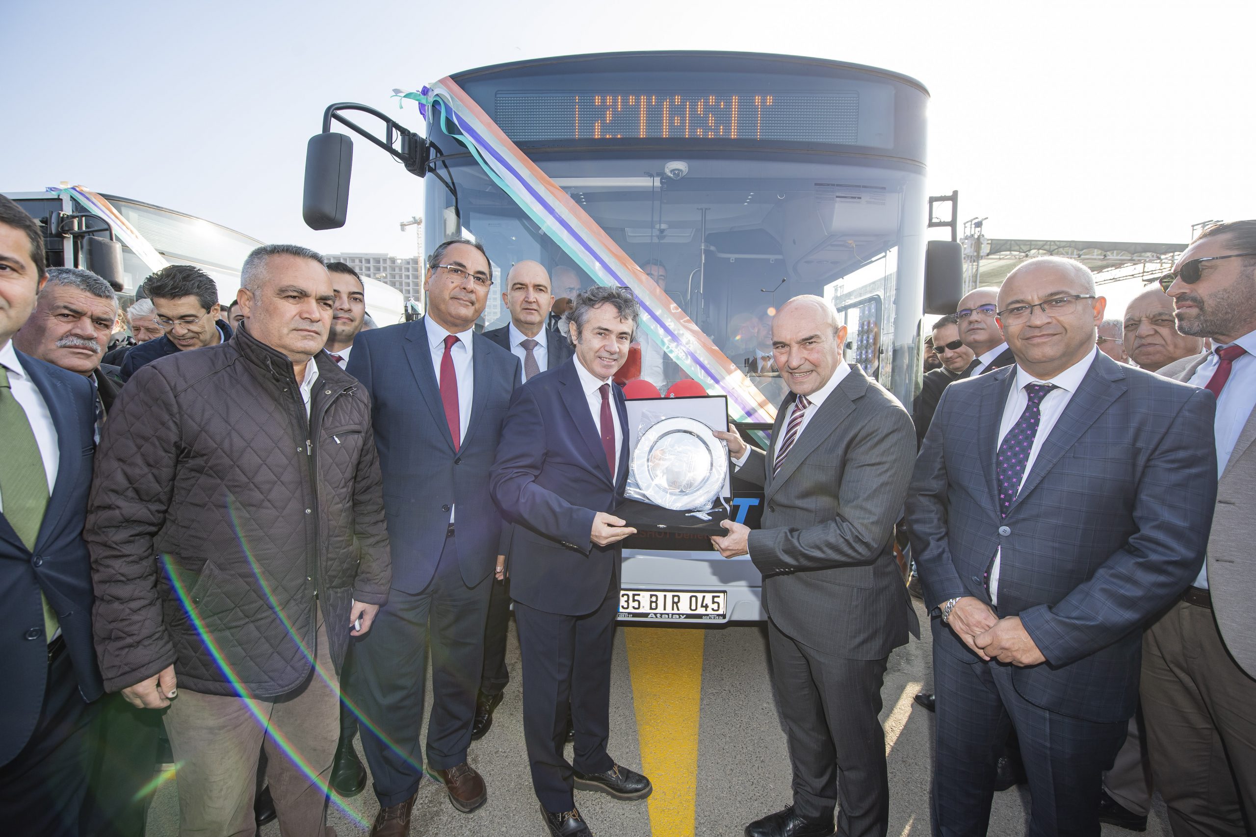 Otokar’dan İzmir Menemen’e 103 otobüslük dev teslimat