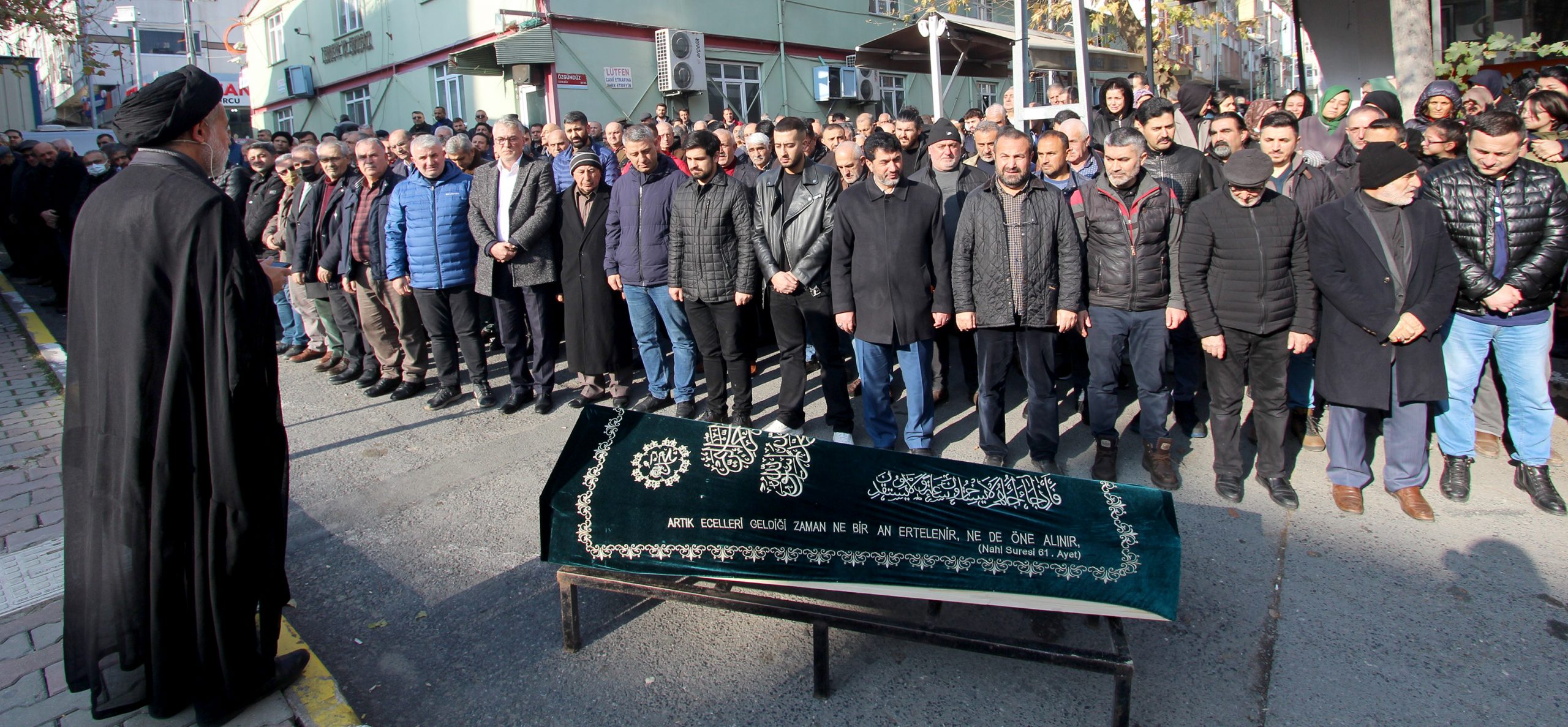 Dostları acılı gününde Yağız’ı yalnız bırakmadı