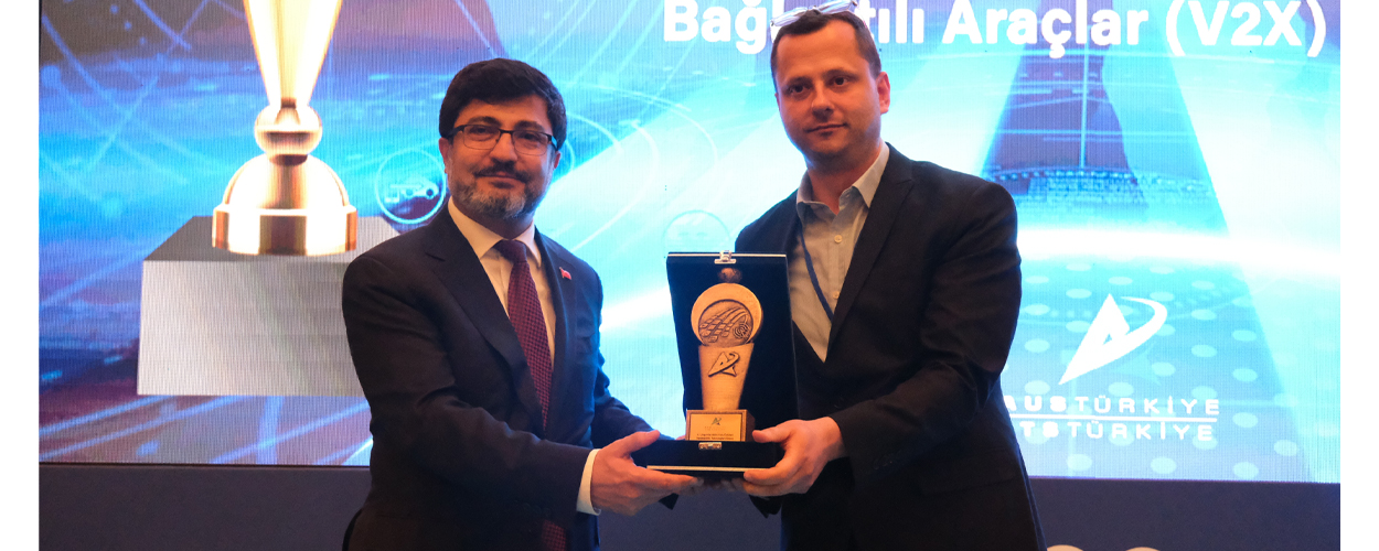 Anadolu Isuzu, akıllı ulaşım sistemleri için veri odaklı ileri teknoloji projesi ile ‘Ulaşımda Aklın Yolu Ödülü’nü aldı