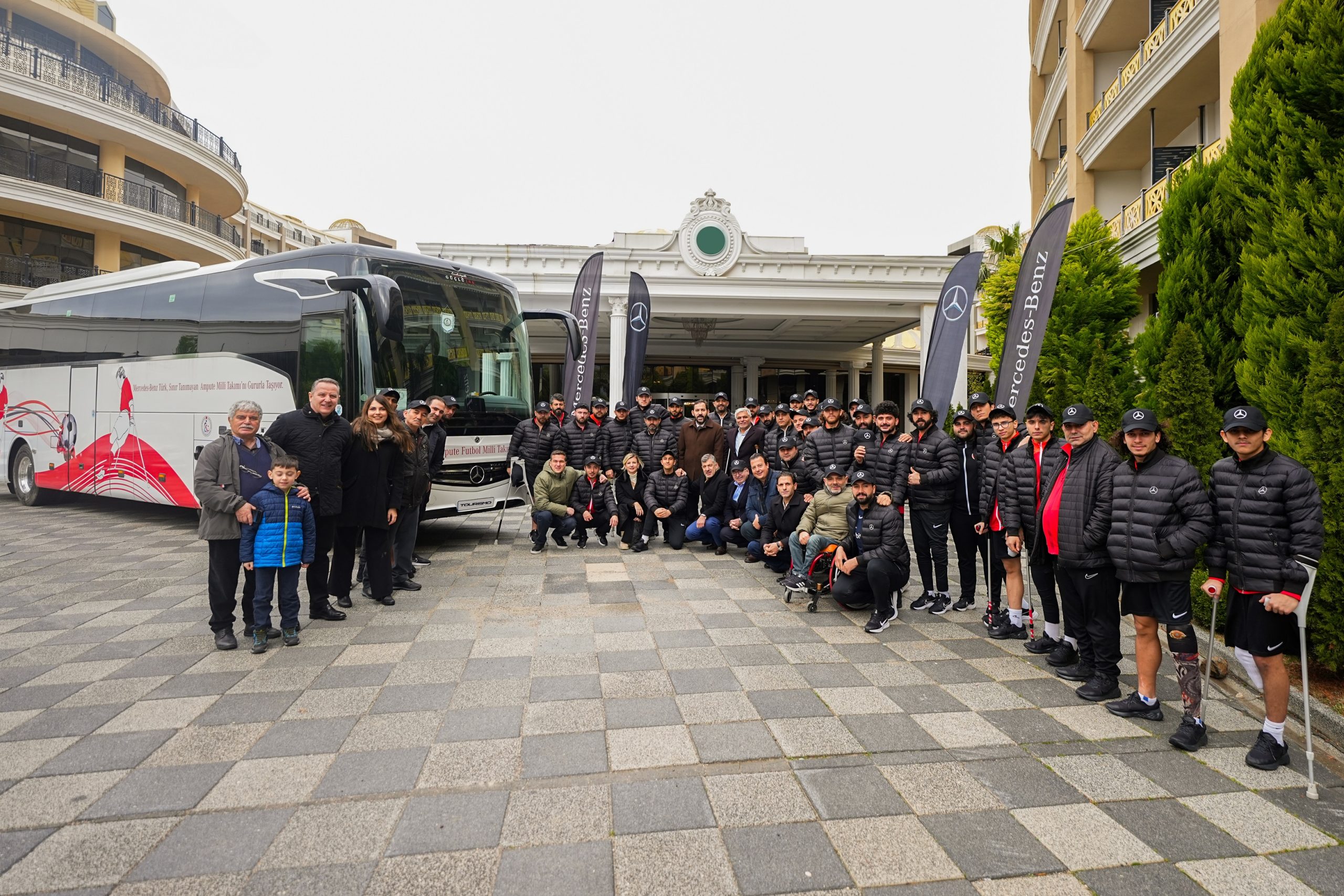 Mercedes-Benz Türk’ten Ampute Futbol Milli Takımı’na Avrupa Şampiyonası için Tam Destek!