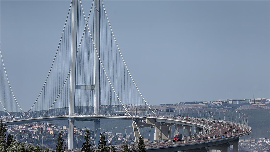 SEZONA MERHABA! Köprü ve otoyollara süper zam!