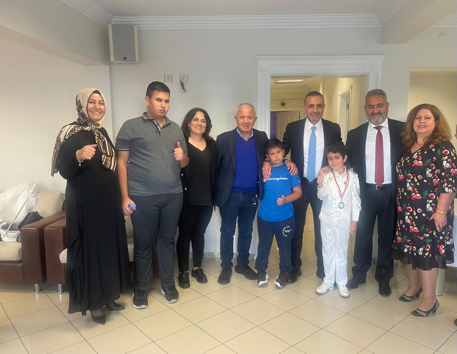 Cevizci ailesinin mutlu günü