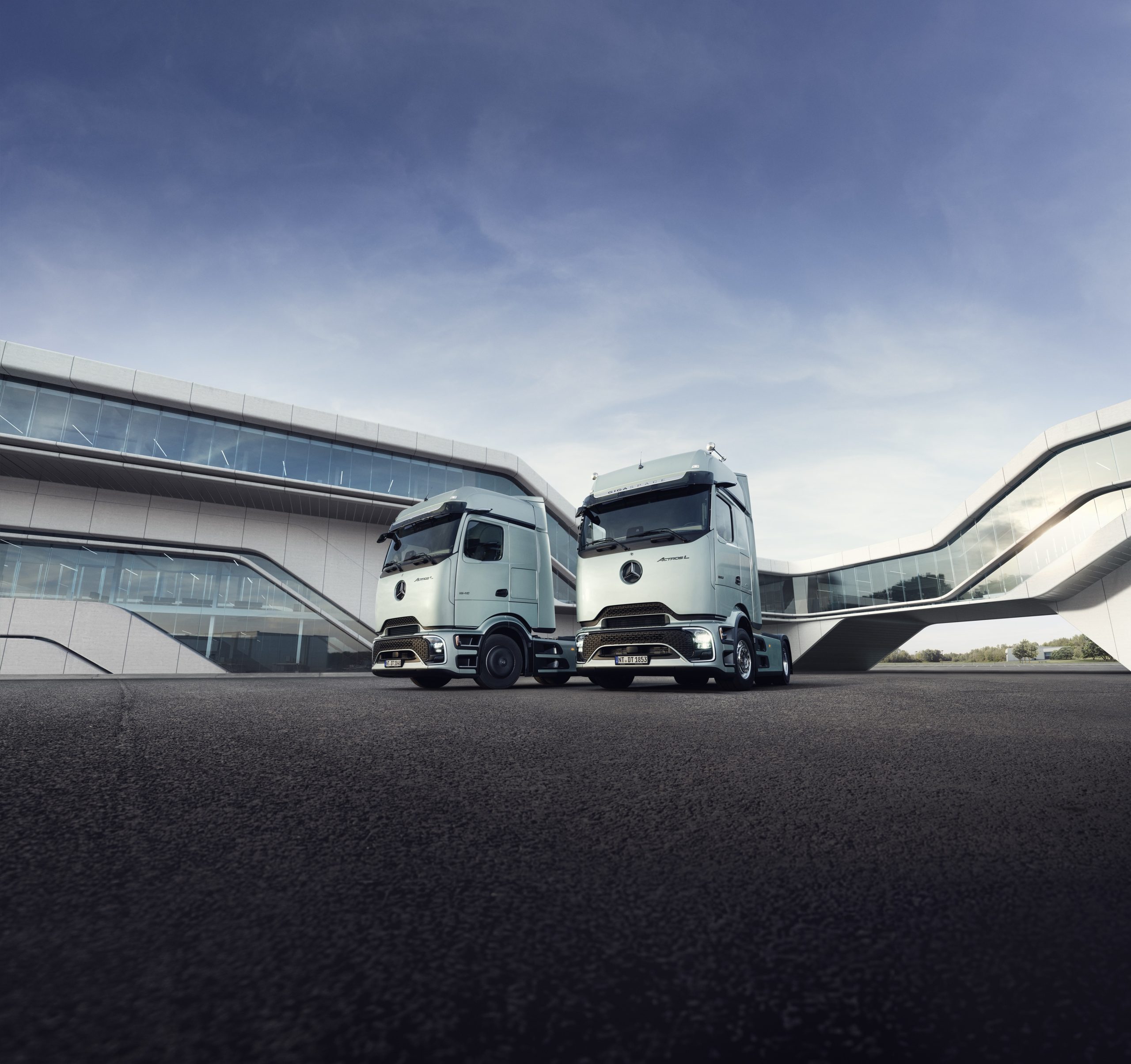 Mercedes-Benz Türk, Yeni Multimedya Kokpit 2 ile Sürüş Deneyimini Yeniden Tanımlıyor