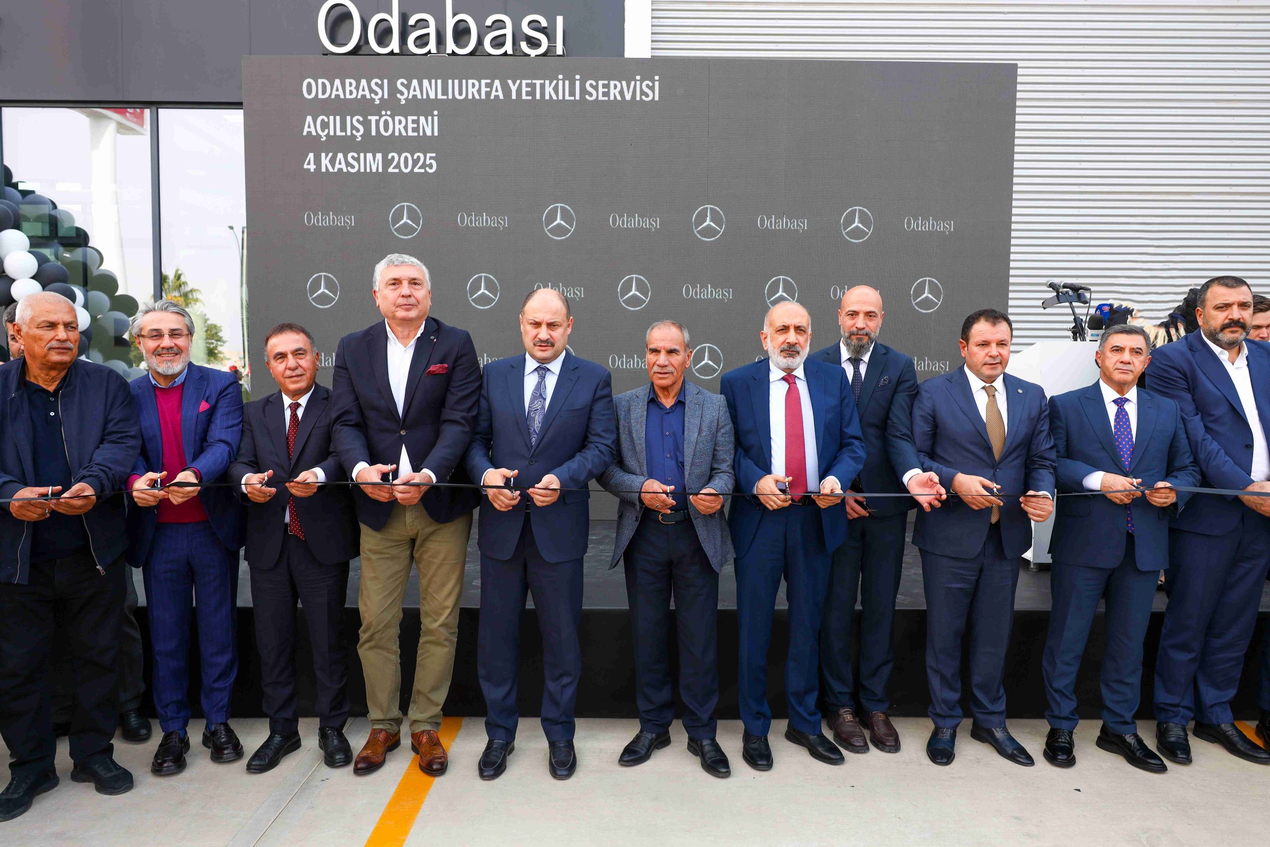 Mercedes-Benz Türk Bayi Ağı Türkiye’nin Yedi Bölgesinde Yatırımlarına Devam Ediyor