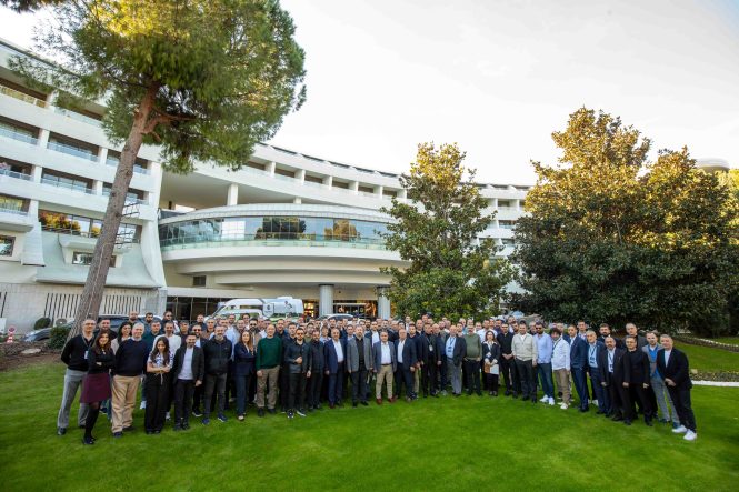 1766651748_2._D__nem_Servisler_Toplant__s___Toplu__1_