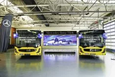 mercedes-benztuumlrkrsquotencoşkunlartoplutaşımahizmetlerirsquone15adet2026modelmercedes-benzconectootobuumlsteslimatı_1 (1)