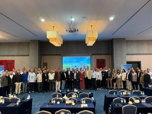 1776853983_U__st_Yap___U__reticileri_Toplant__s____1_