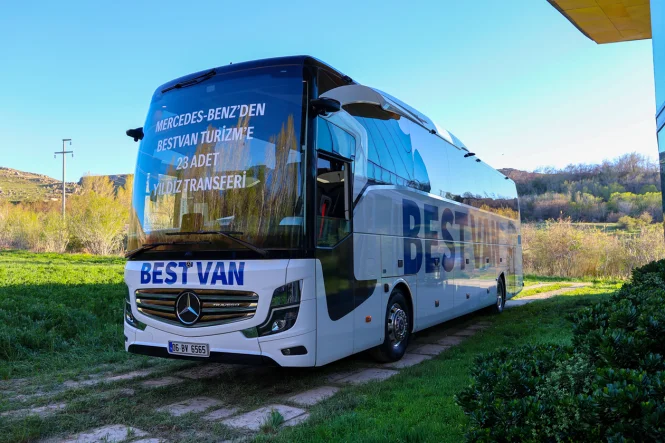 Best Van 23 adet Mercedes-Benz Otobüsünü Teslim Aldı_9