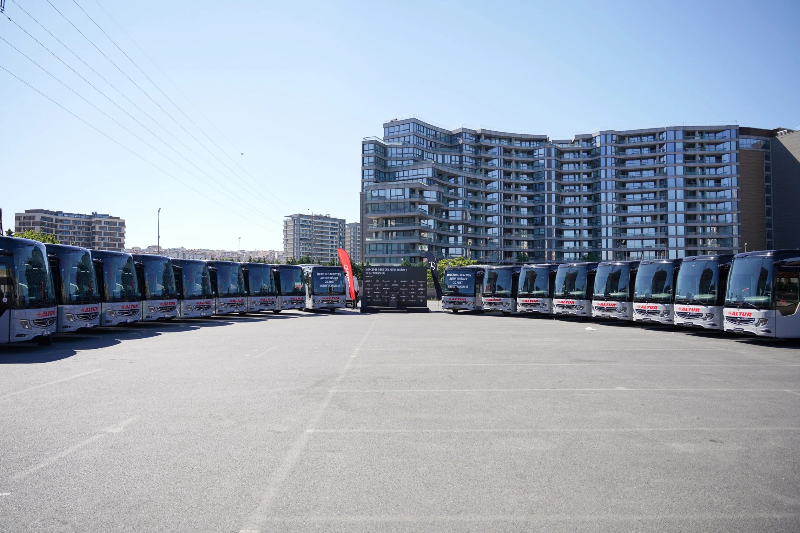 Altur Turizm Filosunu 20 Adet Mercedes-Benz Tourismo 15 ile Güçlendirdi_6