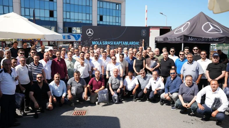 Mercedes-Benz Türkün Sağlık Bakım Tırı Bu Kez Otobüs Kaptanları İçin Yola Çıktı_1