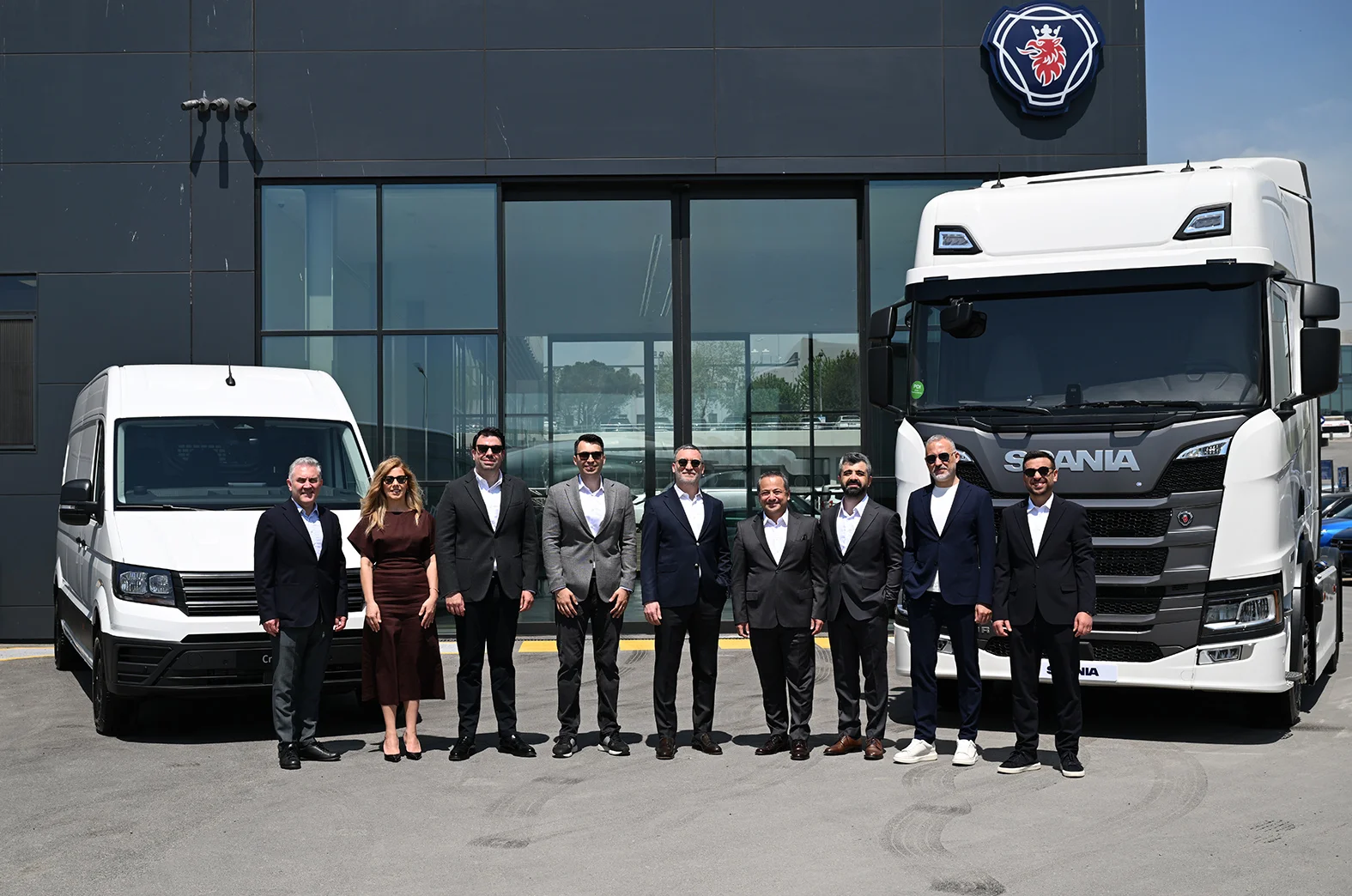 Volkan Kahya, Gül Emel Saçbağlı, Ali Bayer, Ozan Akbal, Barış Talay, Bayazıt Canbulat, Birol Çalışkan, Göksal Kaymak