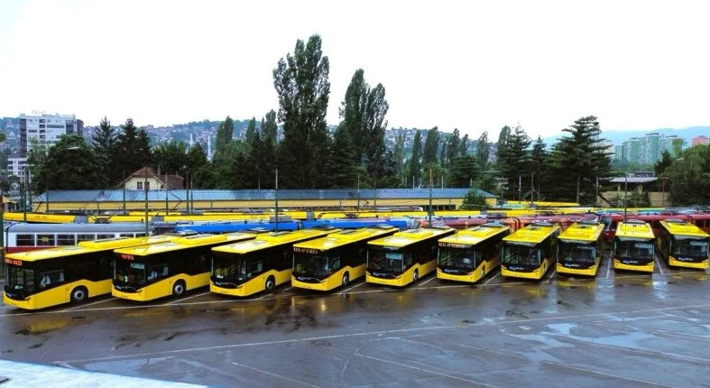 Anadolu_Isuzu,_Balkanlar'daki_Faaliyetlerini_Bosna_Hersek_Teslimatiyla_Su_rdu_ru_yor_2_102849491